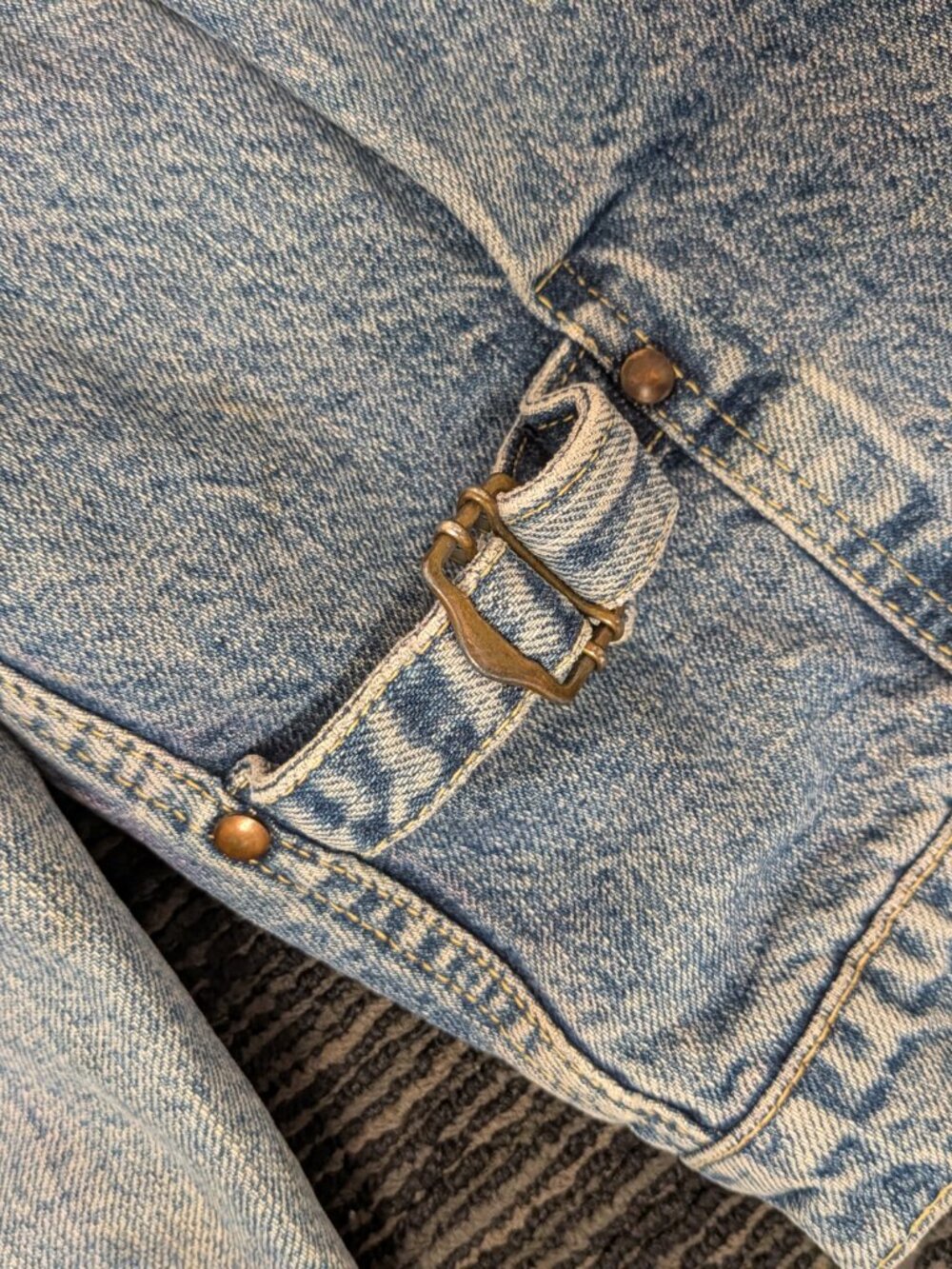Rare 80s Vintage Chipie Denim Trucker Jacket - Hidden Cuff Graphics - Size XL - Picture 7 of 10